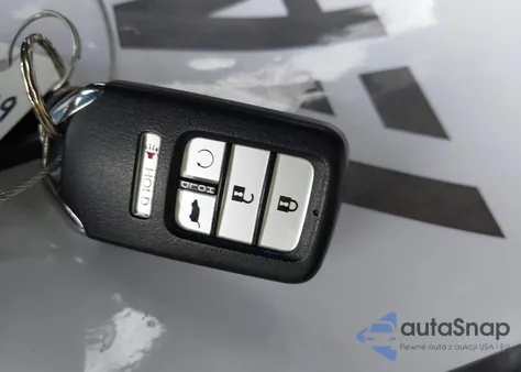 2019 Honda Cr-V Touring from USA, damaged, VIN 7FARW1H93KE014627